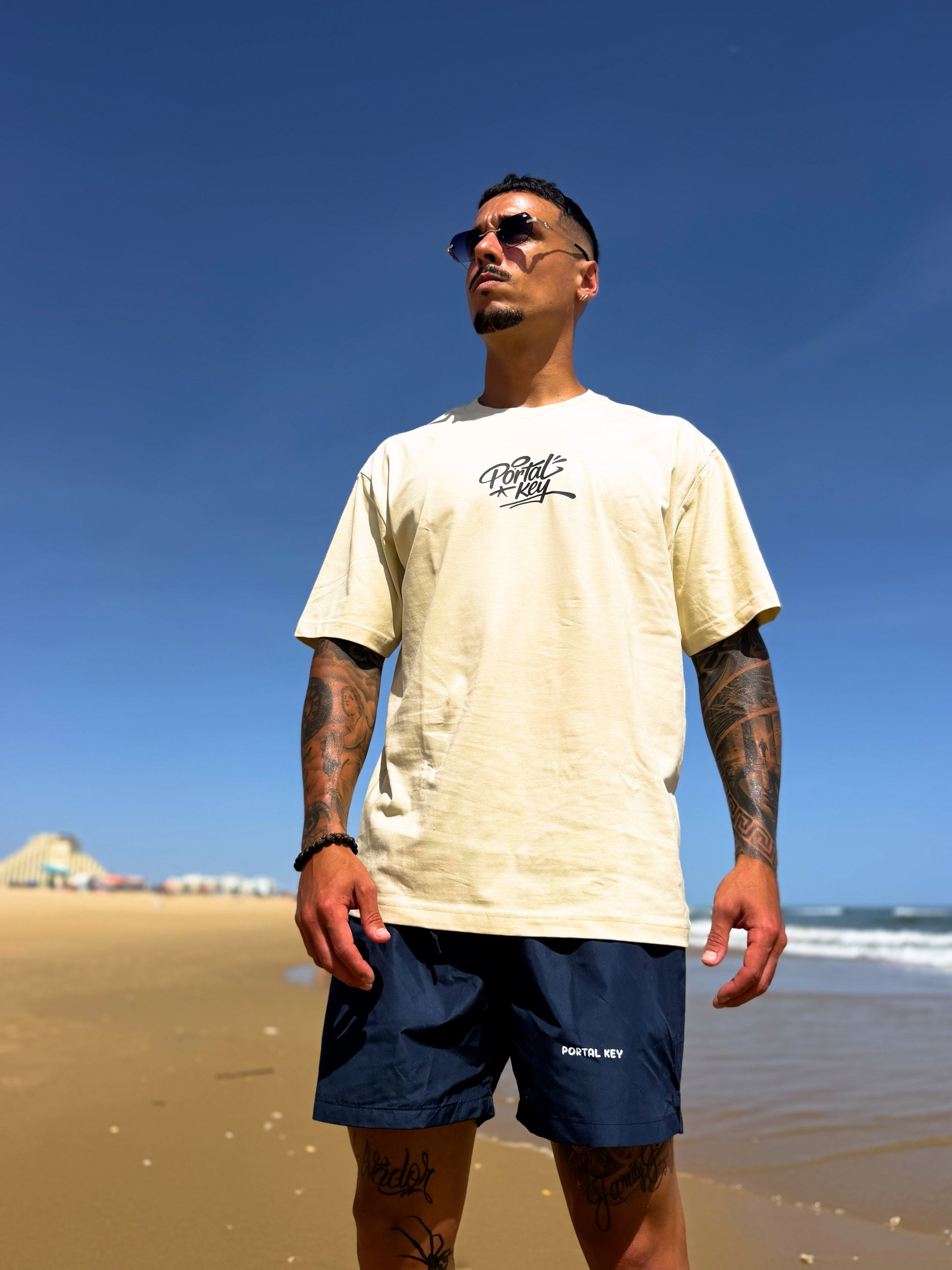 T-SHIRT OVERSIZED VA X HYPART - BEJE