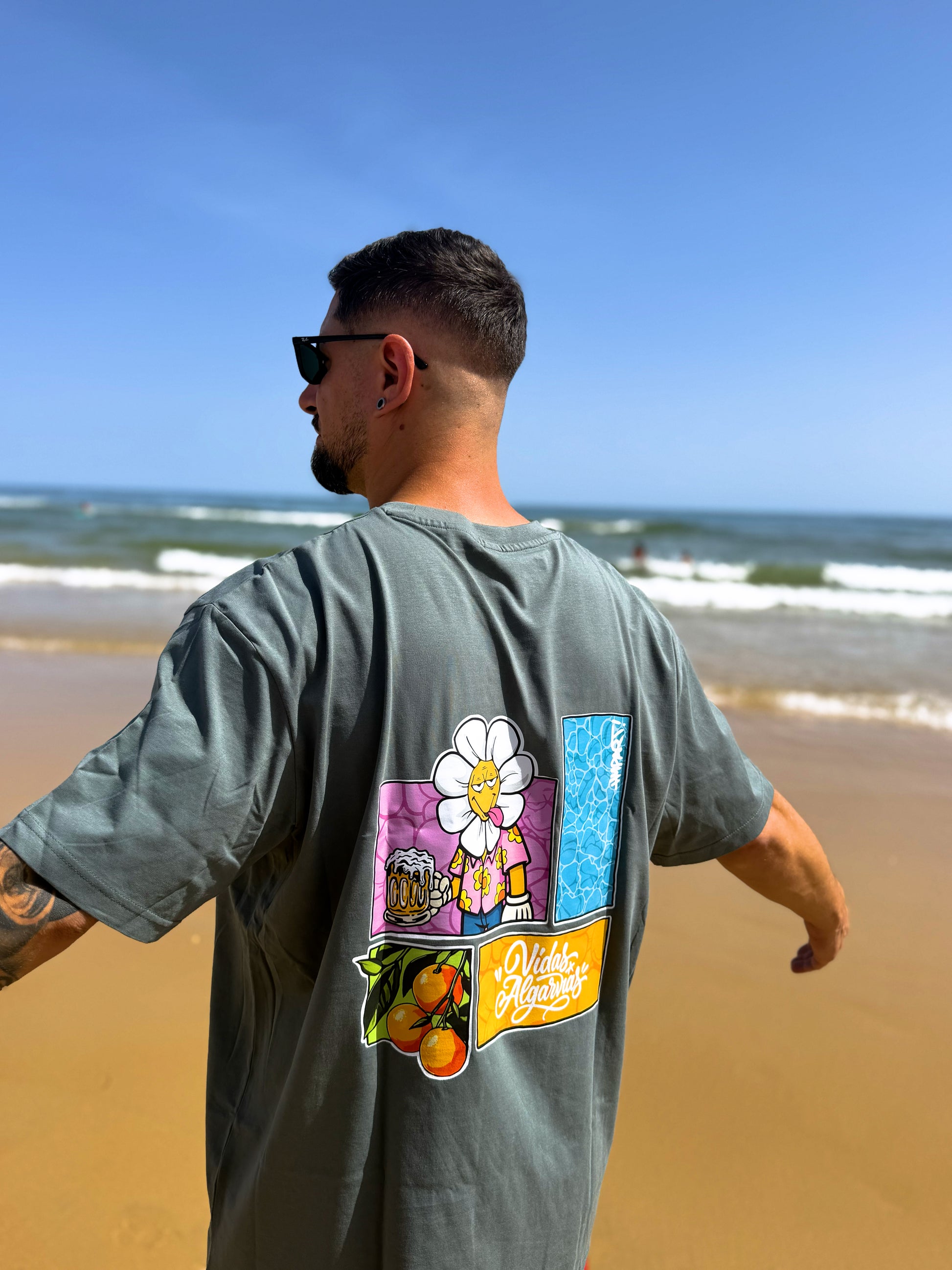 T-SHIRT OVERSIZED VA X HYPART - VERDE